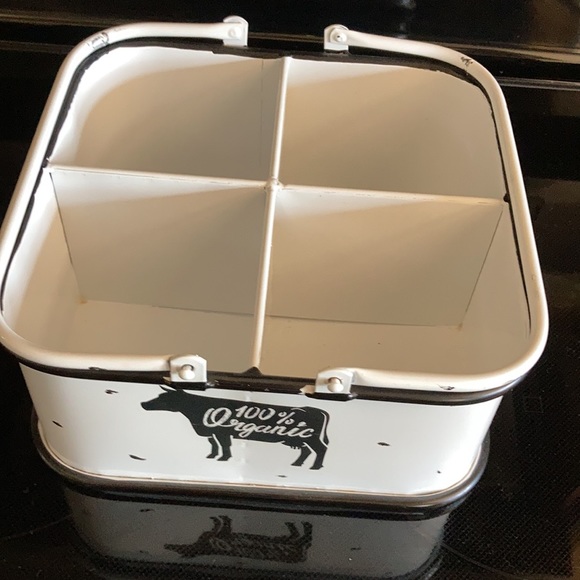 Rustic farm house container - Picture 3 of 7